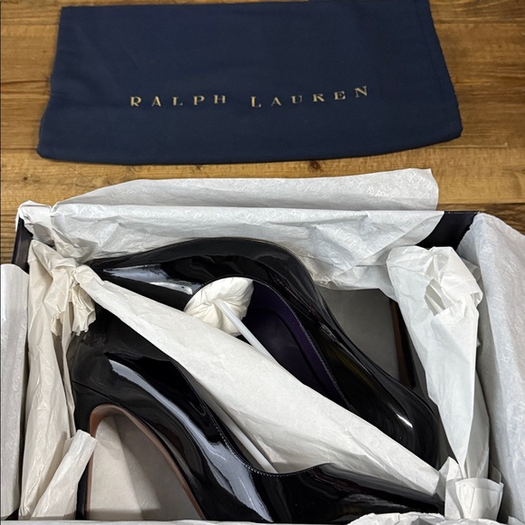 Ralph Lauren Purple Label Celia patent leather pump- Black NEW $750 - Picture 14 of 16
